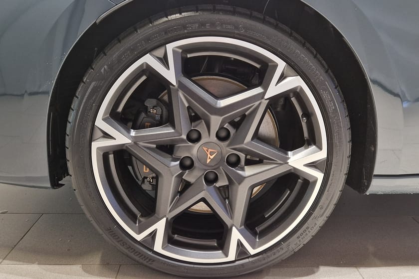 Bild 5 av CUPRA Leon Sportstourer VZ e-Hybrid 272hk