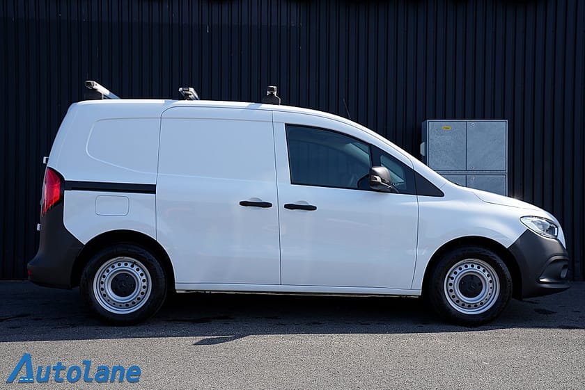 Bild 3 av Mercedes-Benz Citan 110 CDI DCT CarPlay,Dragkrok,Kamera,Innredning 95hk