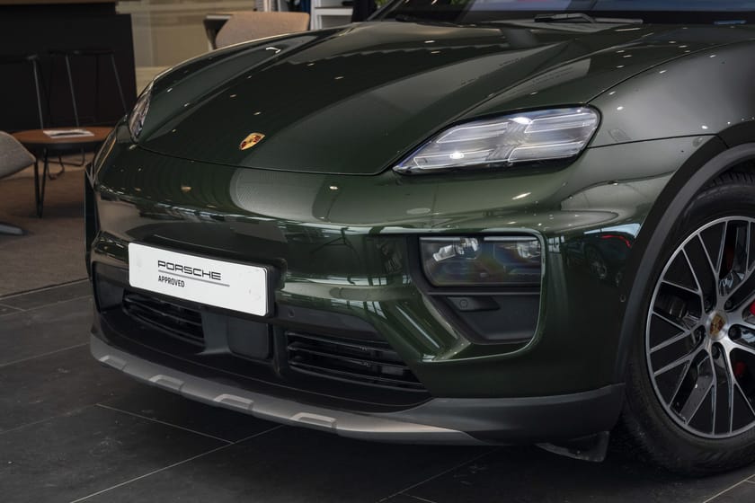 Bilde 2 av Porsche Macan 4S Electric Burmester®, Bak.aks.sty, LED-Matrix, 360-view, Pano