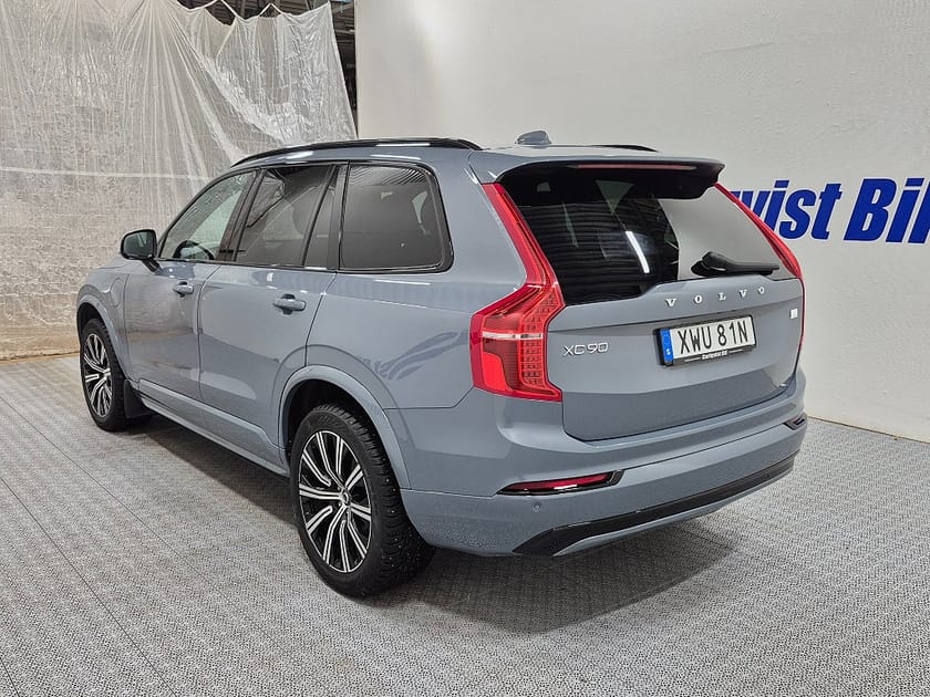 Bild 5 av Volvo XC90 7-seater T8 Recharge R-Design plug in 7-sits 456HK 4x4 Panorama