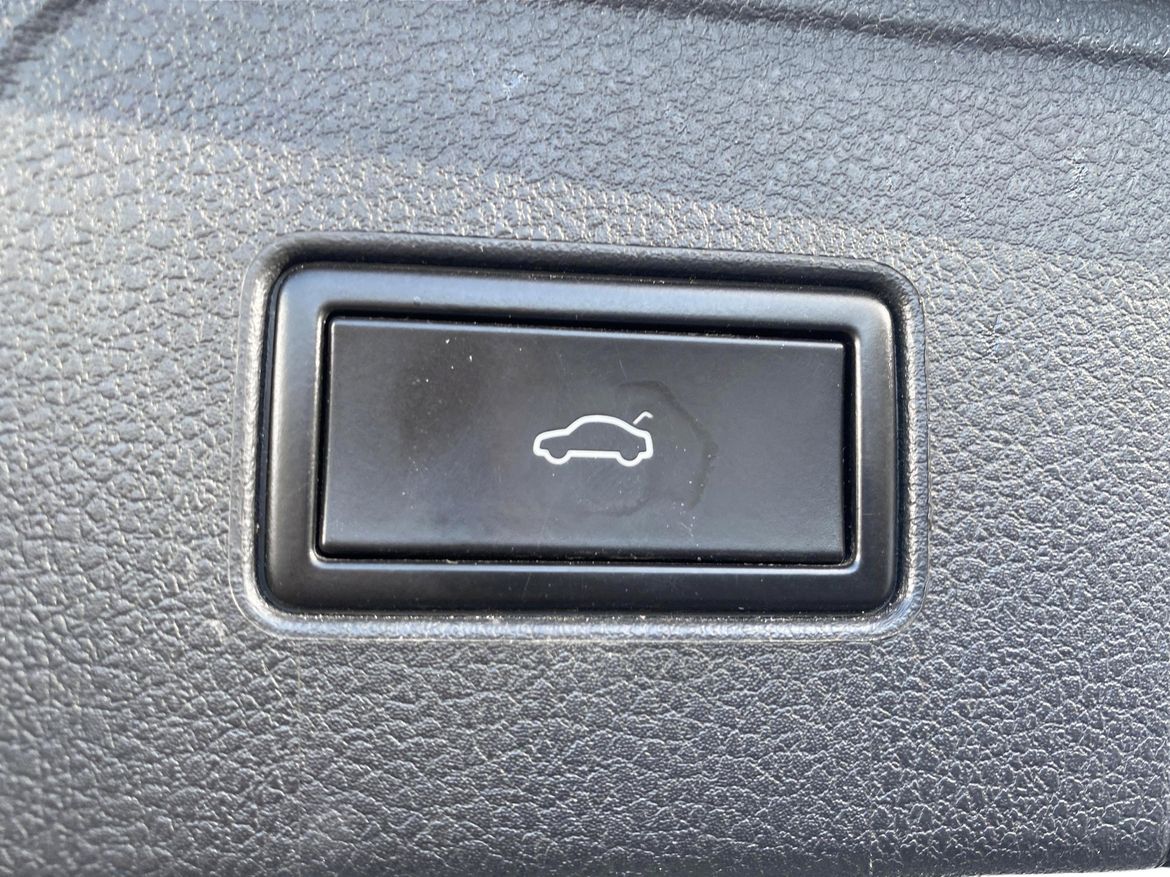 Volkswagen Passat 2018 - miniatyr 12