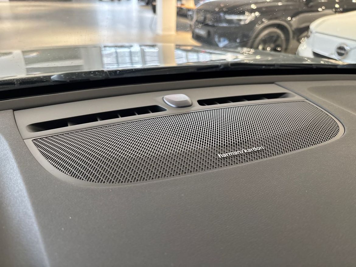 Volvo XC40 2024 - miniatyr 16