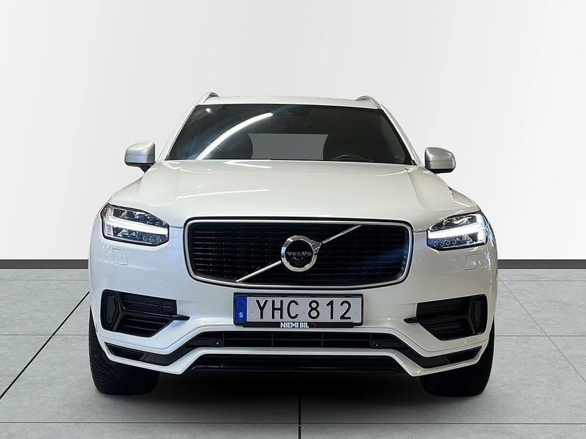 Bild 2 av Volvo XC90 T8 PLUG-IN AWD R-Design 7-sits Drag B&W Pano Navi S&V