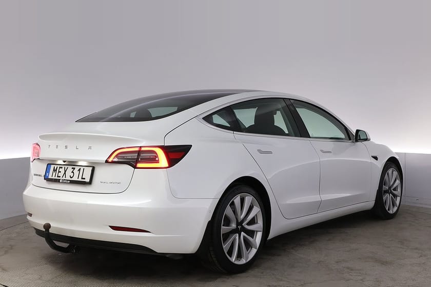 Bild 5 av Tesla Model 3 Long Range AWD Autopilot 19" Pano Drag