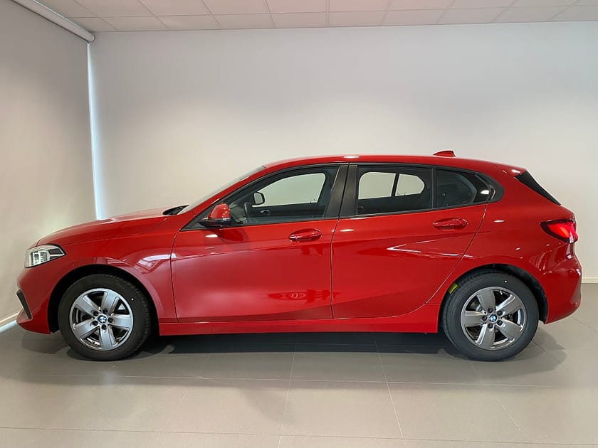Bild 2 av BMW 118i 118 4,95% ränta Farthållare med bromsfunktion