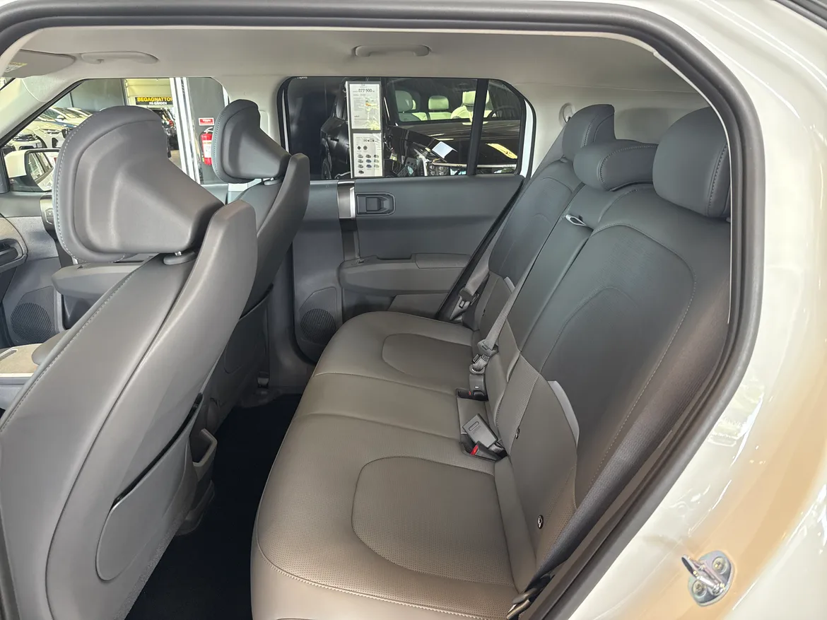 picture of a car