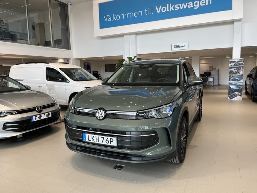 Bild 1 av Volkswagen Tiguan eHybrid Life 204hk Edition, Dragkrok