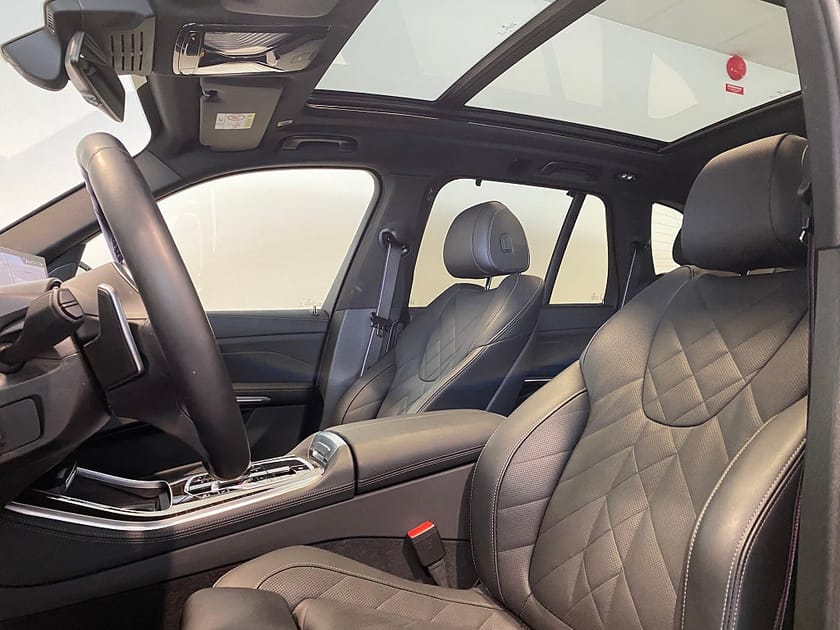 Bild 5 av BMW X5 xDrive30d 4,95% ränta M-Sport Panorama ElstolarMedMinne