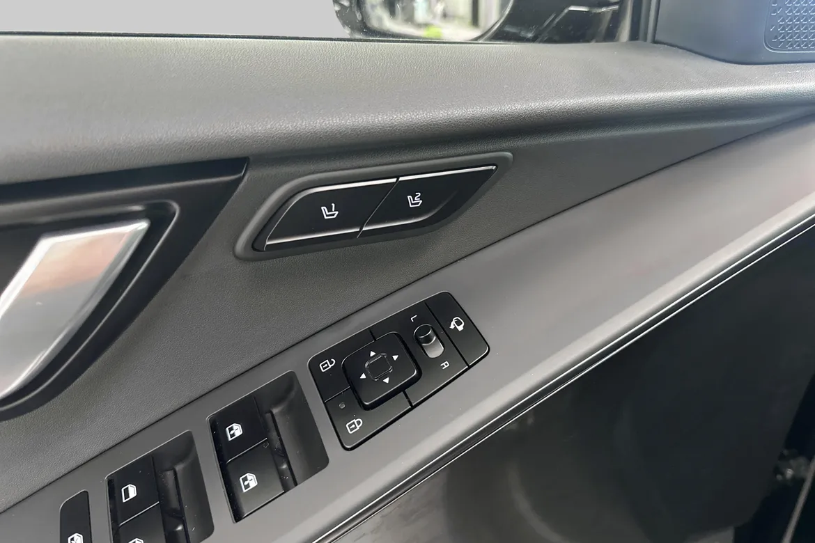picture of a car