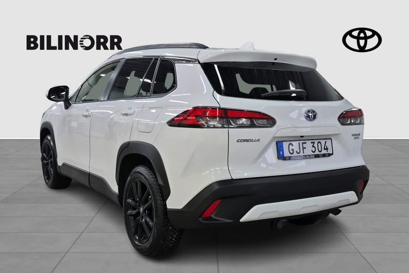 Bild 2 av Toyota Corolla Cross Hybrid AWD-i 2,0 STYLE | VHJUL | DRAG |