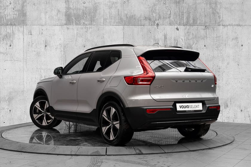 Bilde 5 av Volvo XC40 Recharge Twin motor El. Plus 408hk AWD - Flott fargekombinasjon!