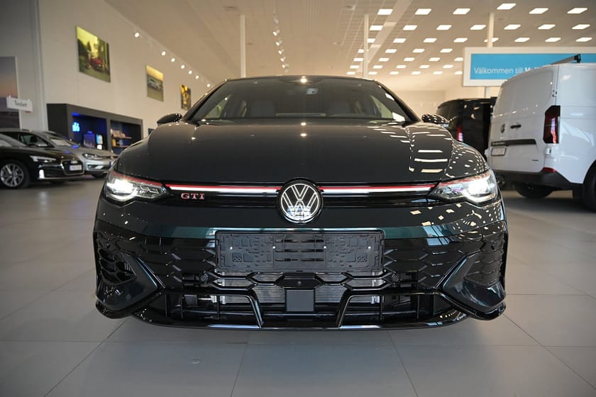 Bild 3 av Volkswagen Golf GTI Edition 50 325 hk **SE SPEC!**