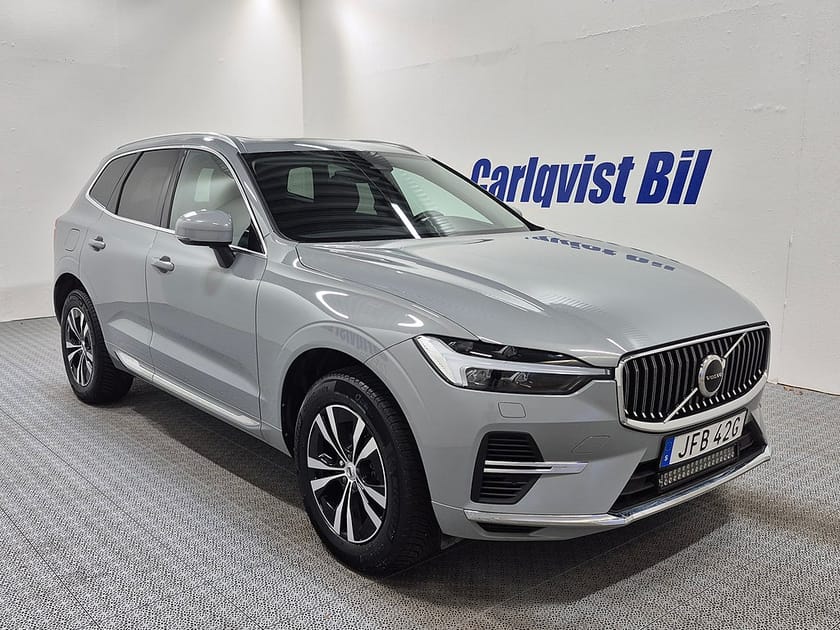 Bild 3 av Volvo XC60 T6 Recharge Core Bright plug in AWD 350HK 4x4 Panorama