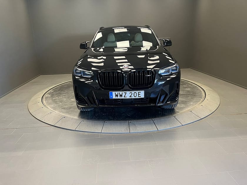 Bild 2 av BMW X4 M40i M Sportpaket Innovation drag Panorama
