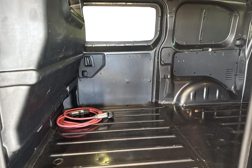Bilde 4 av Toyota Proace Electric 75kWt Basic L1H1 THB