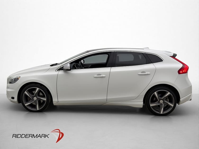 Bild 5 av Volvo V40 D3 150hk R-Design Pano Värmare Kamera Bluetooth