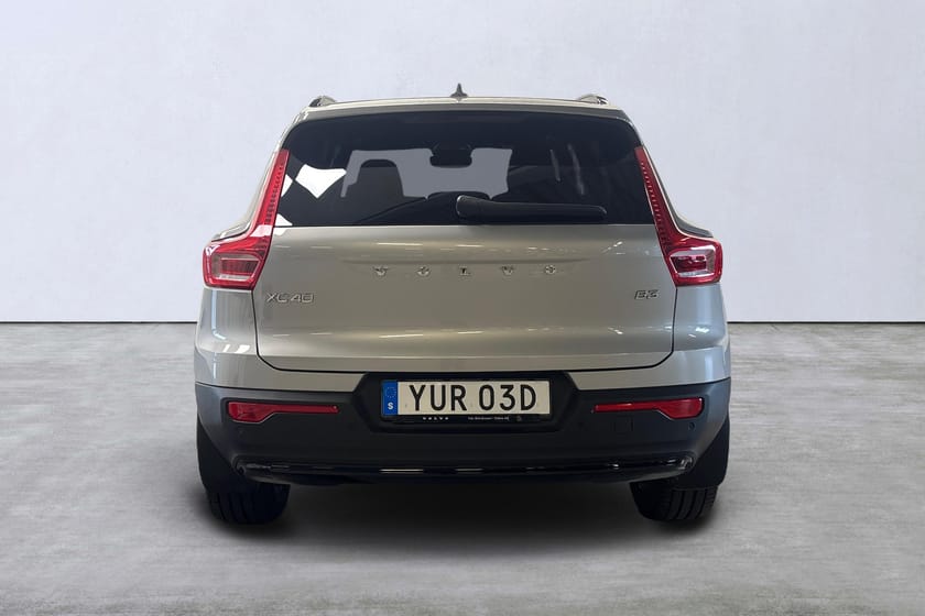 Bild 5 av Volvo XC40 B3 FWD Bensin Plus Dark