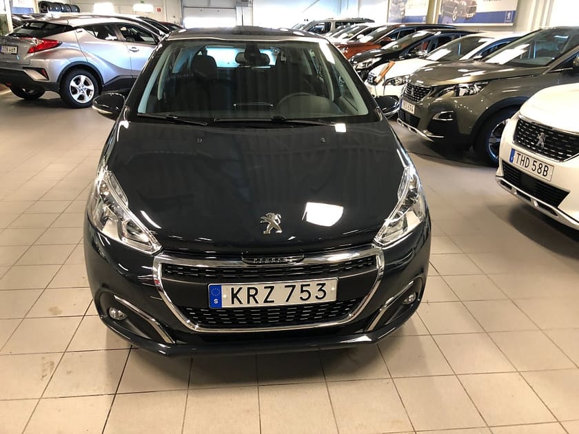 Bild 2 av Peugeot 208 Signature  PureTech 82