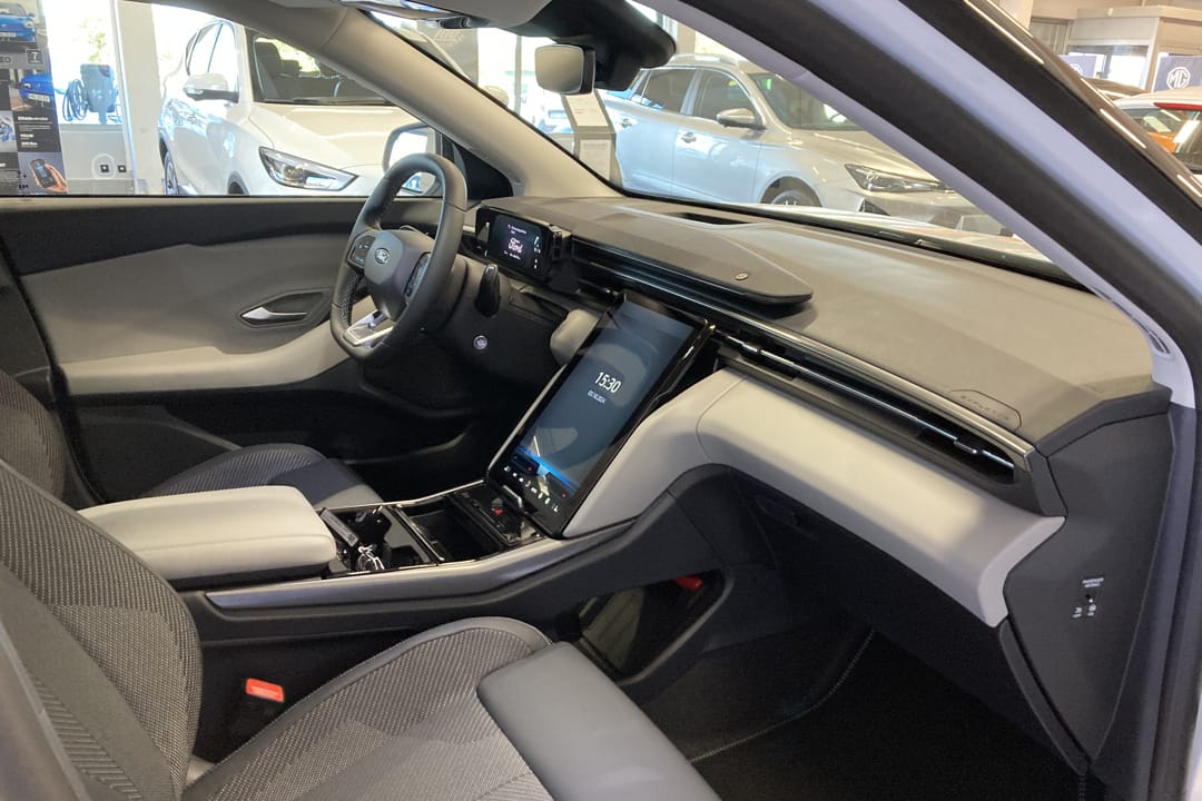 Ford Explorer EV Extended Range RWD