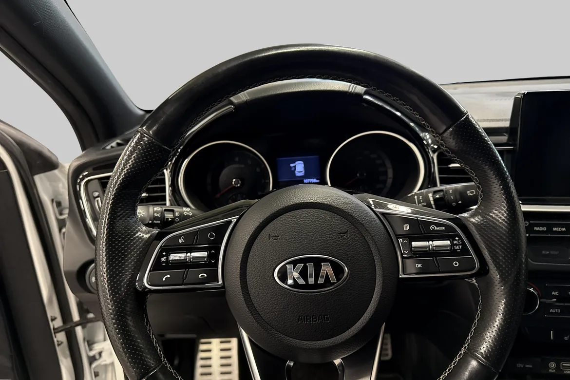 picture of a car