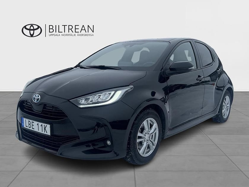 Bild 1 av Toyota Yaris Hybrid 1,5 Style Säkerhetspaket Vhjul ingår