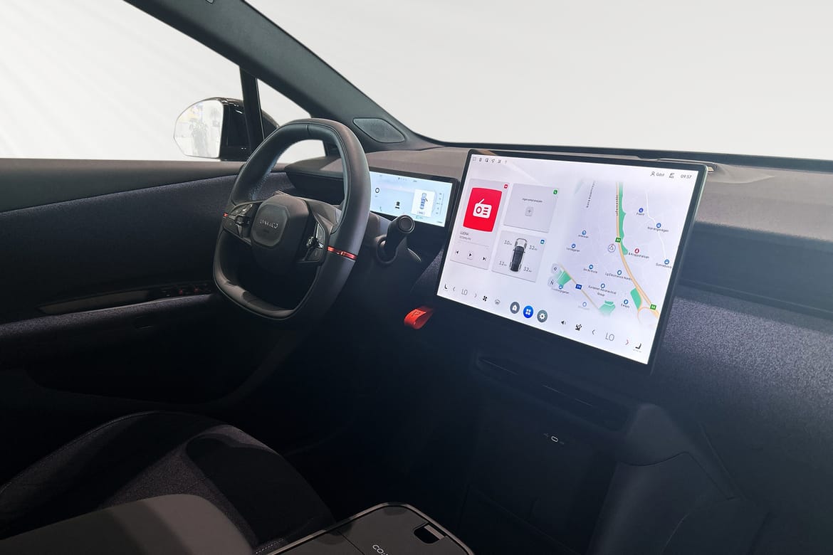 Lynk & Co 02 EV 66 kWh, 272hp, 2025