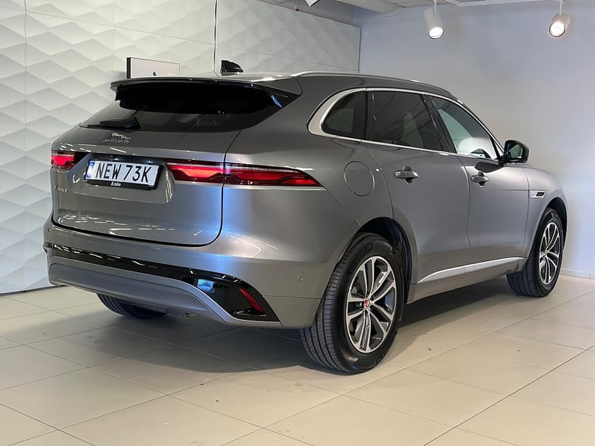 Bild 4 av Jaguar F-Pace P250 AWD R-Dynamic / Momsbil