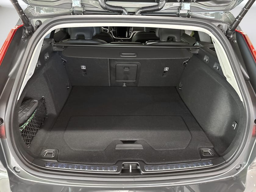 Bild 5 av Volvo V60 T6 Plus Dark Nordic Edition