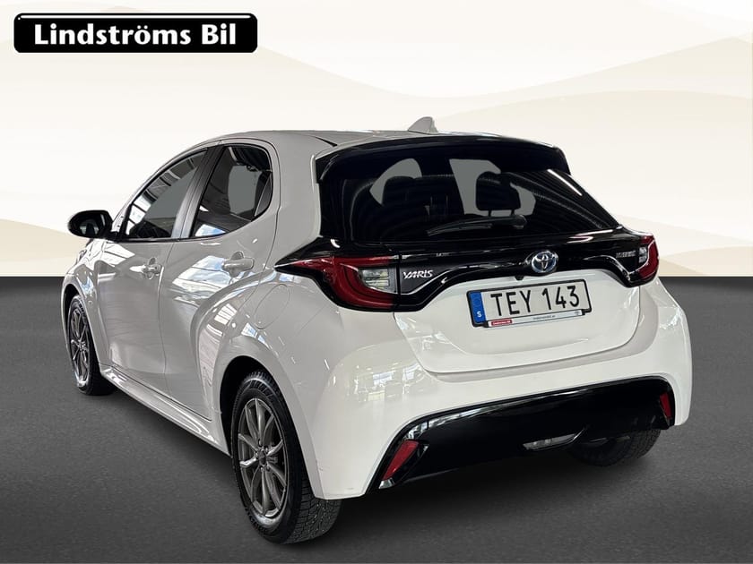 Bild 4 av Toyota Yaris Hybrid 1.5 Style Sommar/Vinterhjul