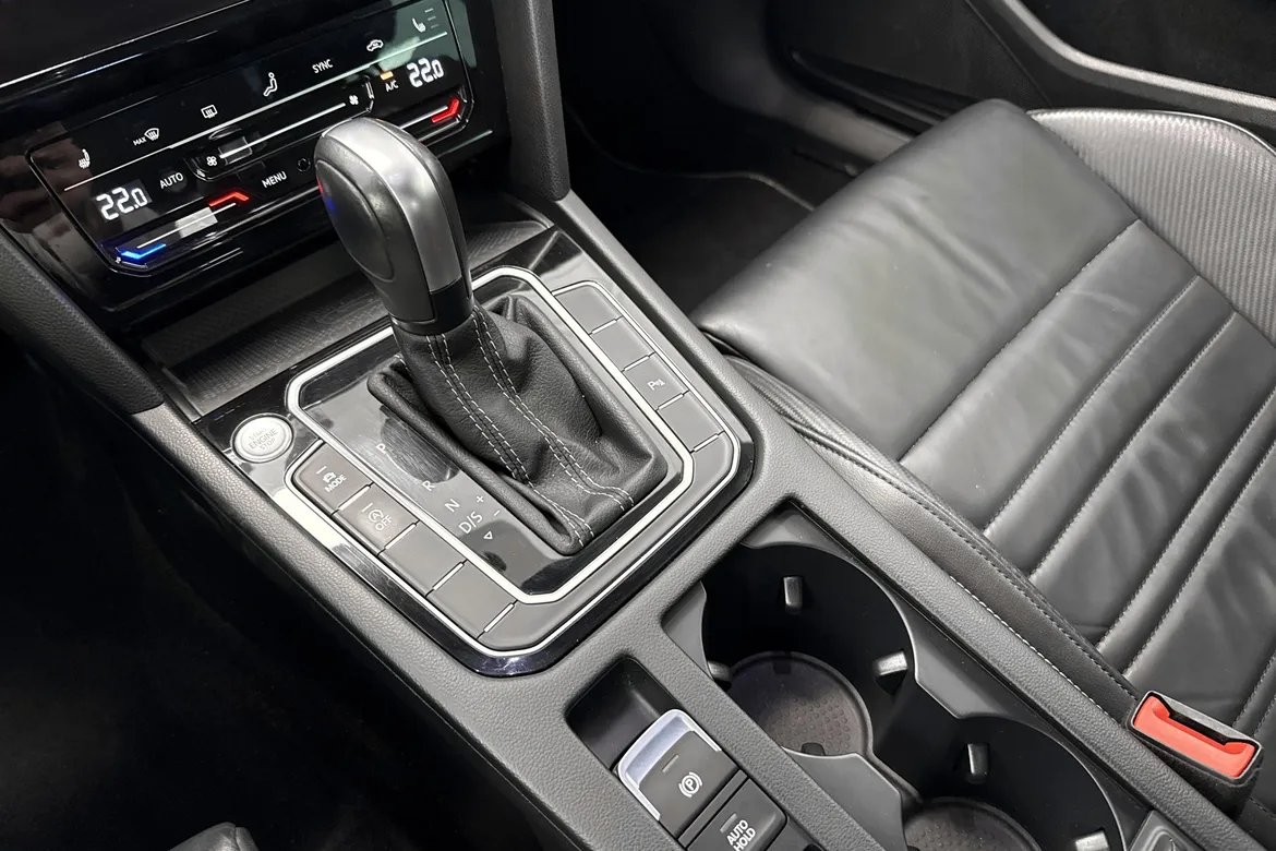 picture of a car
