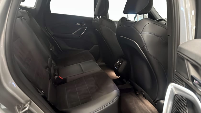 Bild 5 av BMW iX1 eDrive20 M Sport Active Premium 19" DAP