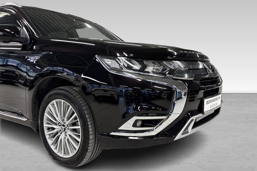 Bilde 2 av Mitsubishi Outlander PHEV ACC/360kamera/Hengerfeste/Varme ratt/Norsk bil +++