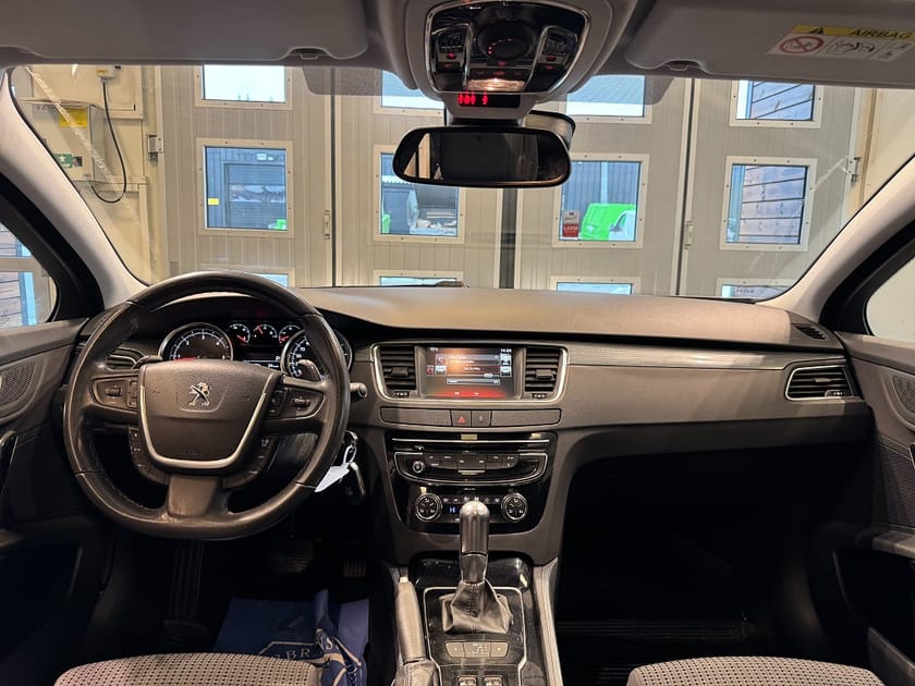 Bild 5 av Peugeot 508 SW 1.6 BlueHDi 120 Aut Drag Pano Kamrem bytt