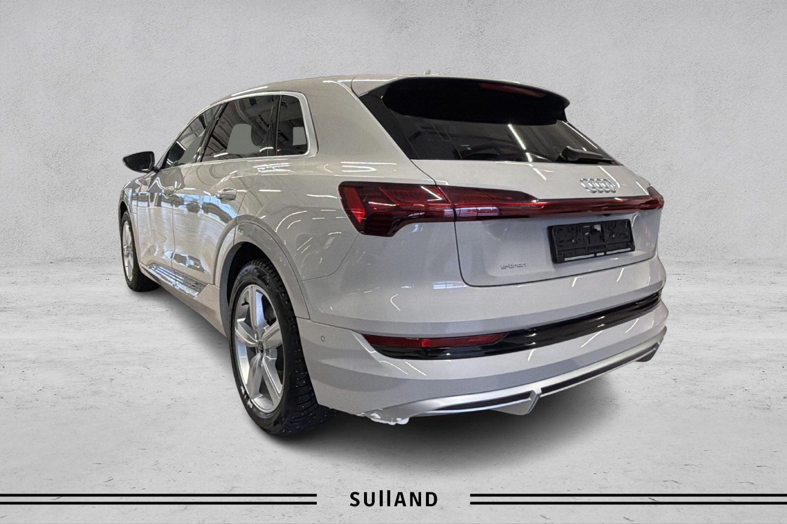 Thumnail bilde 2 av Audi e-tron 55 quattro