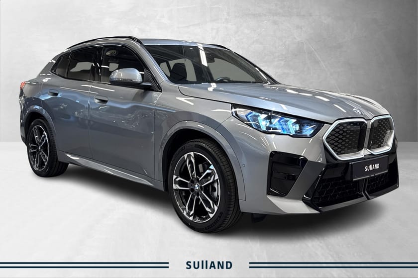 Bilde 2 av BMW iX2 xDrive30 xDrive30/M-Sport/Fully Charged/H&K/El.Krok/El-seter ++