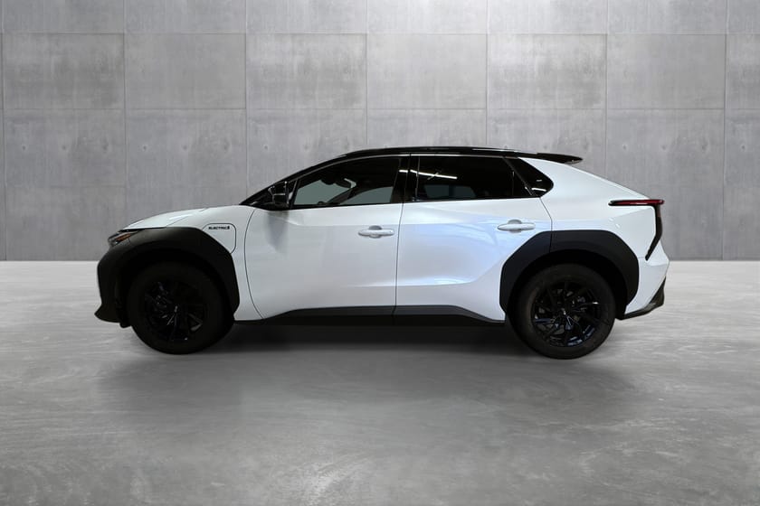 Bilde 2 av Toyota bZ4X Elektrisk 218 hk Automatgir AWD Executive