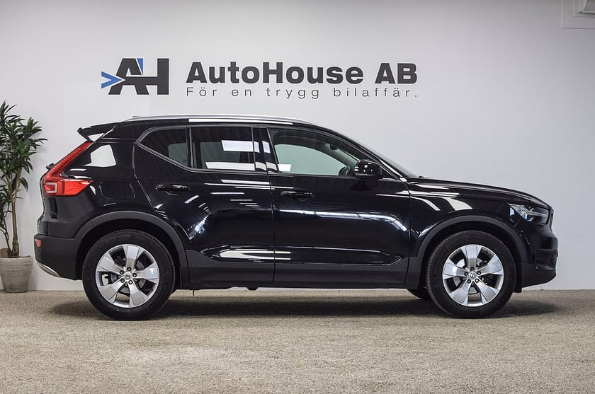 Bild 3 av Volvo XC40 T2 Momentum Bränslevärmare Drag Garanti