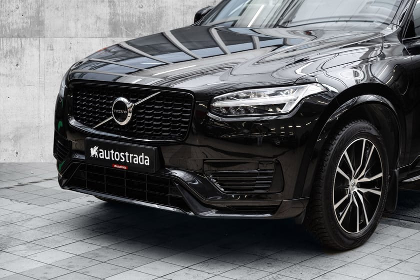 Bilde 2 av Volvo XC90 7 Seats T8II 456hk R-Design - Luftfjæring|H.feste|HeadUp|Pano