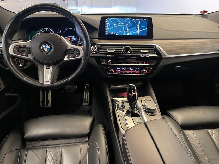 Bild 5 av BMW 630d xDrive GT M Sport / Navigation / Läder / Harman Kardon /