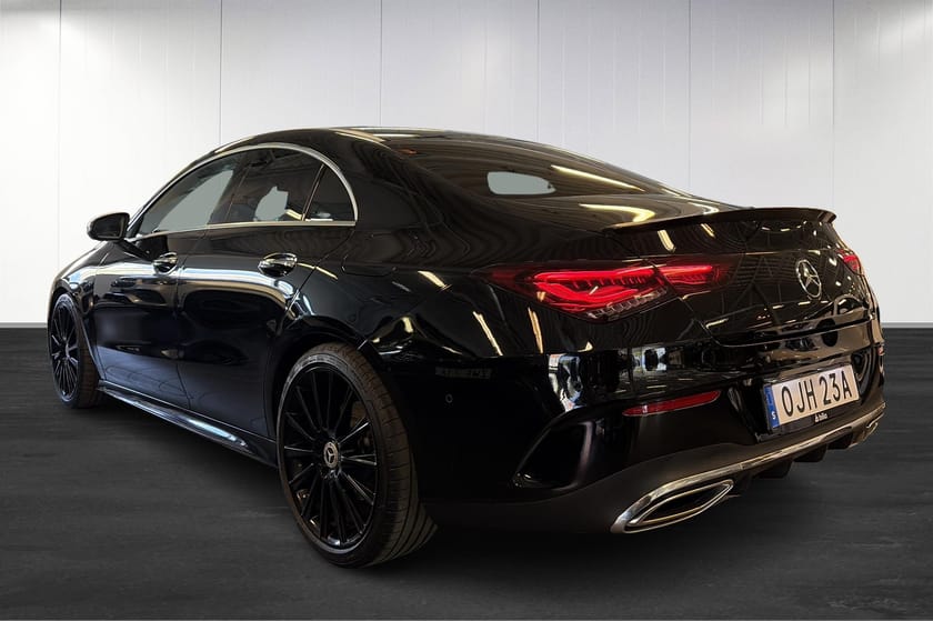 Bild 4 av Mercedes-Benz CLA 200 AMG/Panorama/Burmester/Panelbelysning