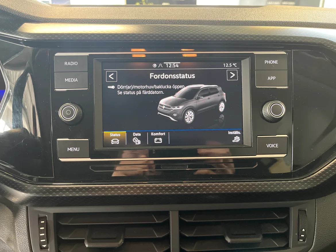 picture of a car