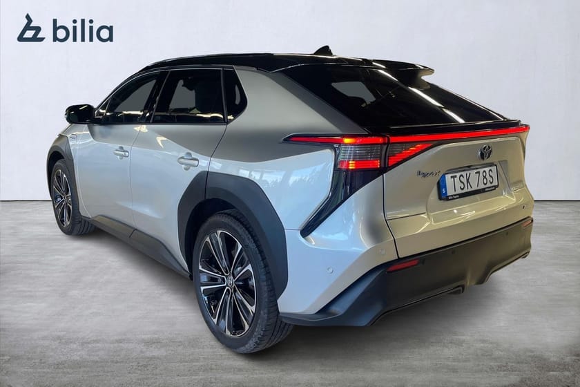 Bild 2 av Toyota bZ4X AWD EXECUTIVE 20 PANO JBL