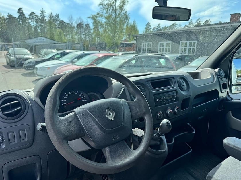 Bild 2 av Renault Master 3.3 T 2.3 dCi Euro 4 Ny besiktigad!
