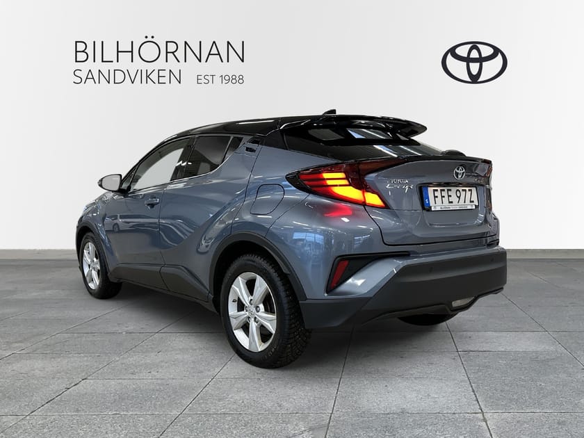 Bild 3 av Toyota C-HR Hybrid 1,8 X Edition JBL Teknikpaket Bi-Tone Vinterhjul