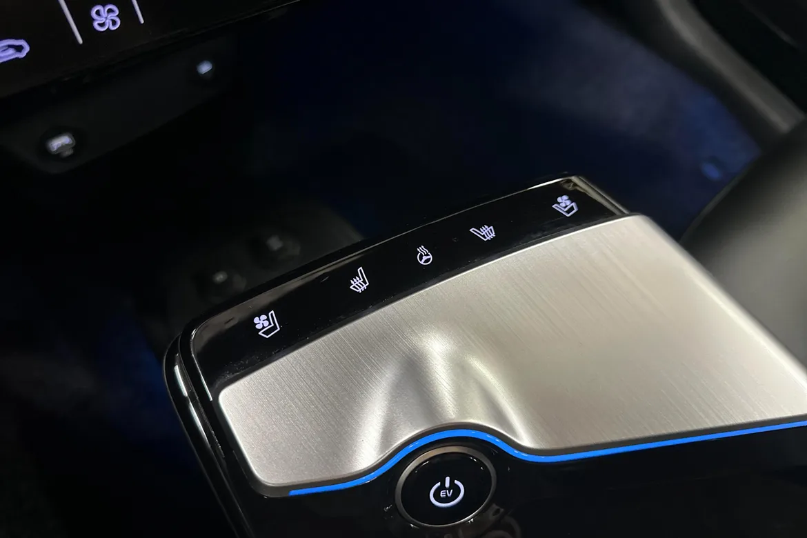 picture of a car