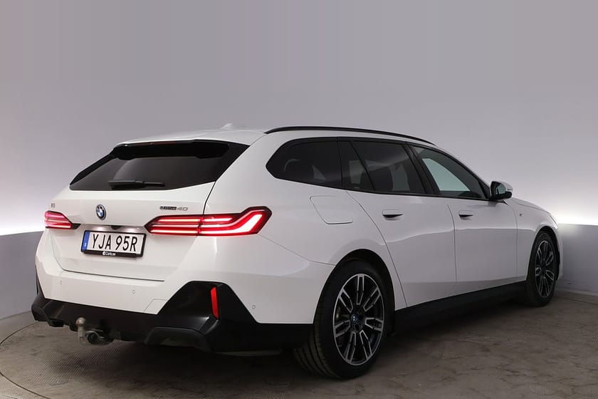 Bild 5 av BMW i5 eDrive40 Touring M-Sport Drag DA BSM Kamera V-hjul