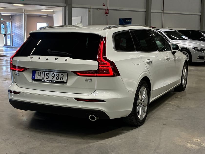 Bild 4 av Volvo V60 D3 Aut Momentum | Drag | Värmare | Rattvärme