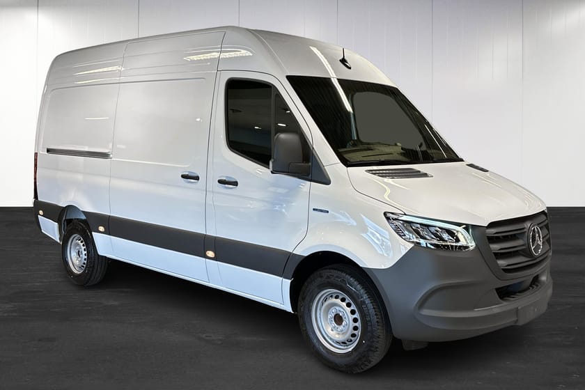 Bild 2 av Mercedes-Benz eSprinter 314 81 kWh SKÅP A2 PRO | Backkamera | MBUX