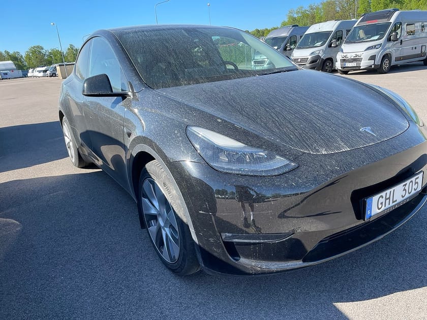 Bild 2 av Tesla Model Y Long Range AWD 514HK 4x4 Panorama Läder