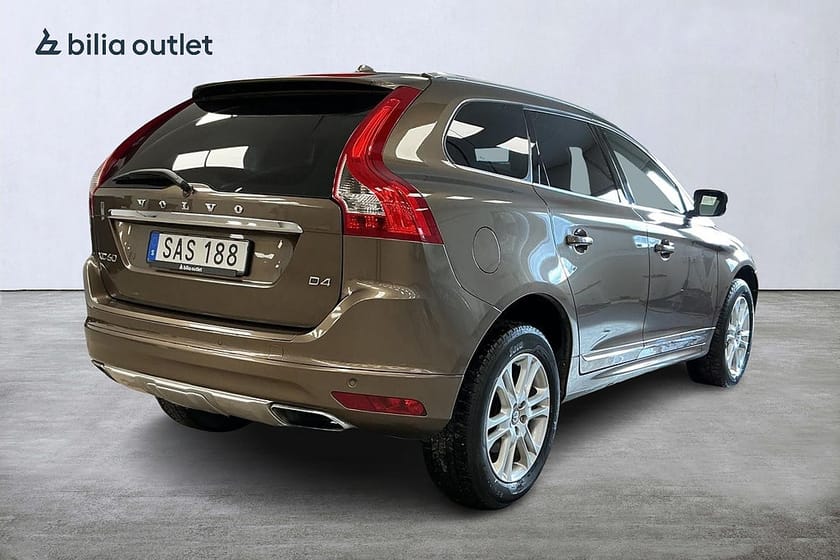 Bild 4 av Volvo XC60 D4 Summum Nyservad Panorama Skinn Navigation